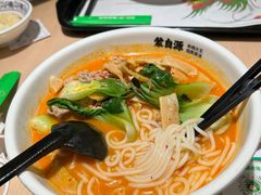 -蒙自源米线大王(东站店)