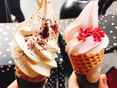金凤冰激凌-喜茶(北京三里屯太古里店)