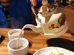 新疆奶茶-胖老汉椒麻鸡清真新疆菜(西御街店)