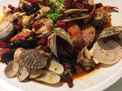 -赶海部落海鲜城(海阳路店)