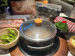 -芸山季·云南山珍菌火锅(人民广场来福士店)