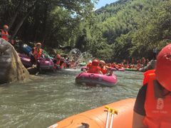 -雅鲁激流探险漂流