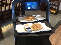 -小天鹅火锅·一线江景洪鼎旗舰店(洪崖洞店)