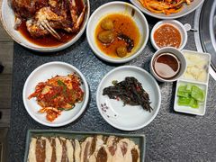 -草家酱蟹炭火烤肉店(珲春南路一店)