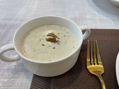 蘑菇奶油浓汤-LUCCA卢卡西班牙海鲜饭(远洋广场店)