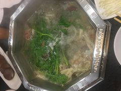 -辣川婆鲜肉自助串串香(三台子店)