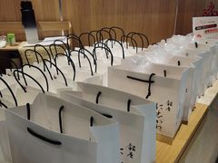 -银座仁志川·生吐司专门店(香港广场店)