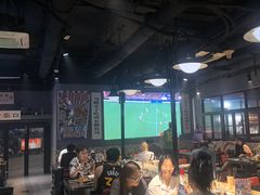 -马路牙子烧烤音乐酒馆(望京店)