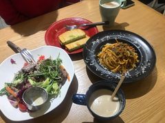 -HELLO 27 意面·沙拉·帕尼尼