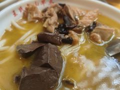 -文山荷鲜居(翠湖店)
