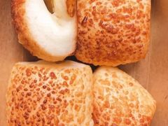 -巴黎贝甜(周浦海印店)