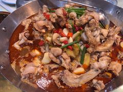 -昱龙大盆牛蛙馆(三兴街总店)