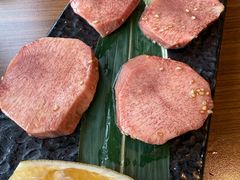 -炼火烤肉店