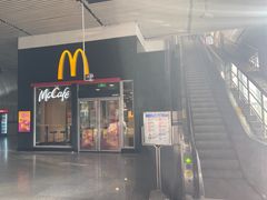 -麦当劳(轻轨曹杨路店)