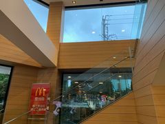 -麦当劳(乳山路店)