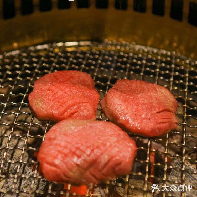 成都探店｜首家蟹肉料理X日式烧肉餐厅