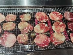 牛舌-马路牙子地桌烤肉(工体店)