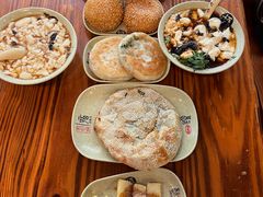 -禾诗夜市大饼油条(松江店)