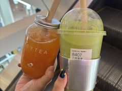-喜茶(上海北外滩来福士店)