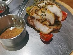 猪颈肉-小大董·烤鸭(王府井apm店)