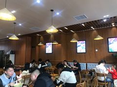 大堂-华姐鸡粉(中心店)