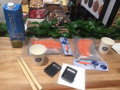 -盒马鲜生(红莲店)
