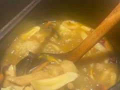 野生菌石锅土鸡-野·大山里野生菌石锅土鸡(益田假日店)