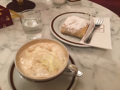 -Cafe Sacher(WIEN)