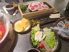 -湊湊火锅·茶憩(杭州湖滨银泰in77店)
