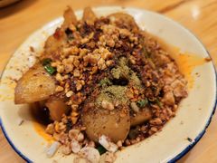 -拈签一笑黄牛肉辣卤串串