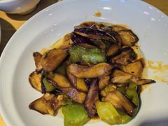 -关东小磨东北菜(上海长风大悦城店)