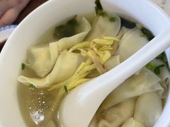 -笑来喜馄饨小笼工坊店(湖滨街店)