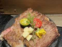 -蟹犇前•帝王蟹雪蟹(陆家嘴店)