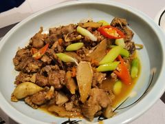 -客家大院·非遗赣南客家菜(郁孤台店)