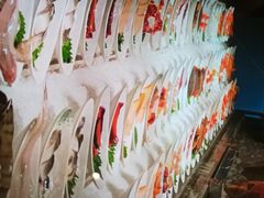 -雍容荟帝王蟹活龙虾展台自助(IFS黑金店)