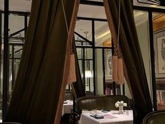-翡翠小城·海鲜豆捞·广式点心(老佛爷店)