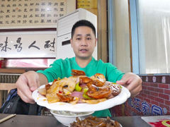 -金卯白肉罩火烧