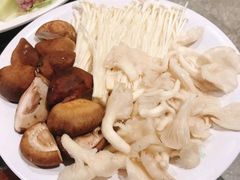 -怡品川宇火锅(宝立方店)