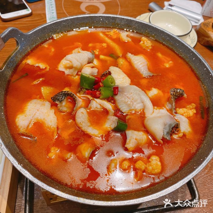 老滇山寨•云南特色菜•地方菜•民族风情歌舞表演(金碧店)图片