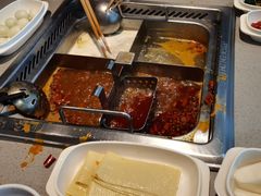 四宫格锅底-海底捞火锅(新松江路店)