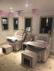 -孔雀手美甲美睫护理