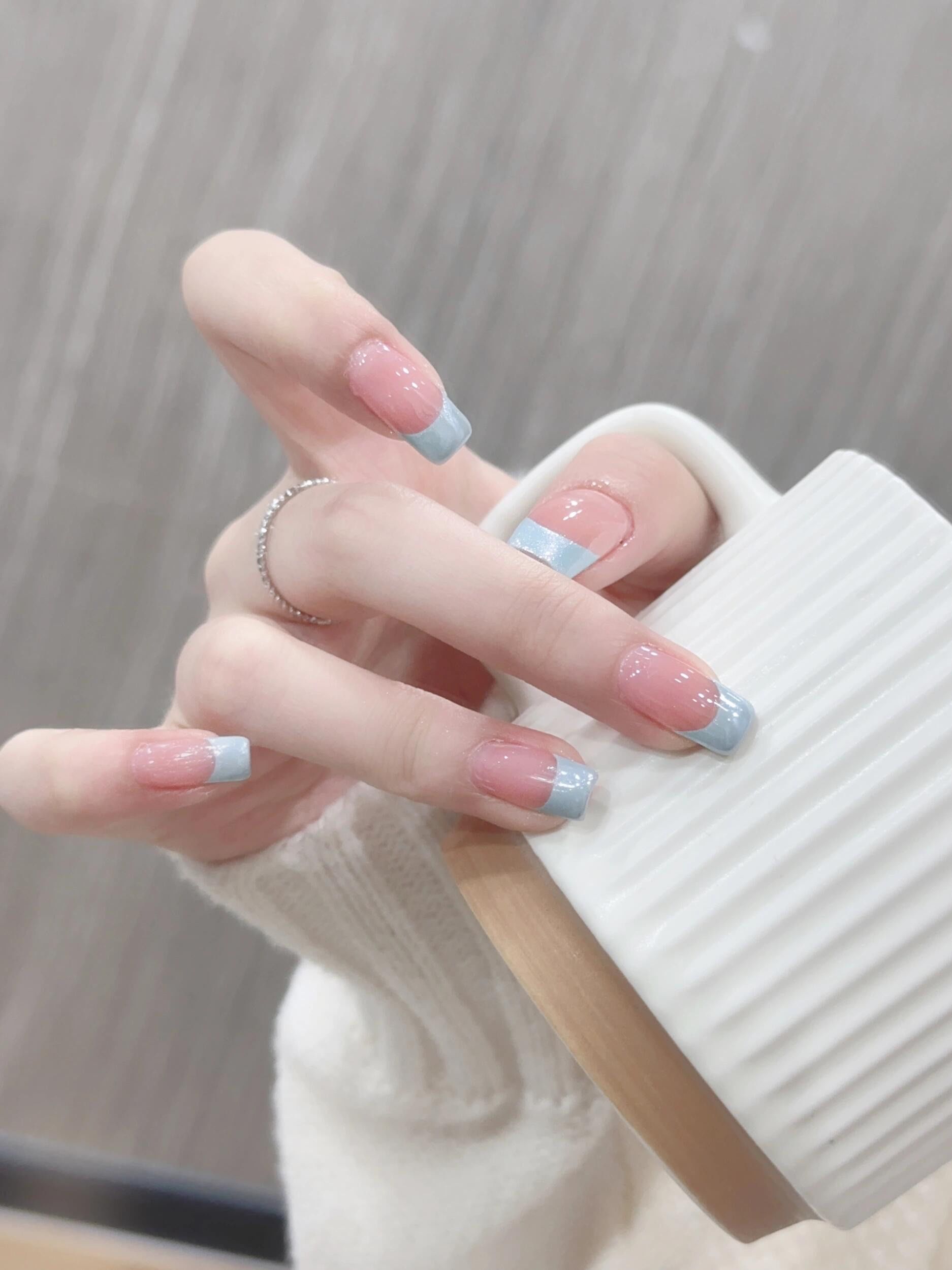 显白又简单的美甲💅