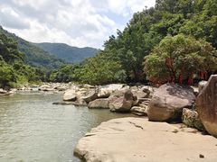 -四会奇石河风景区