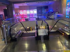 -至潮影城(庆春路锦和大厦店)