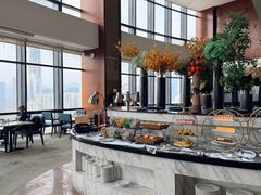 -华强广场酒店-椰香高空自助餐厅