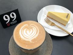 -UNI UNI(环亚凯瑟琳店)