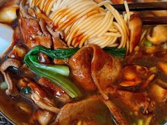 -沪西老弄堂面馆(定西路店)