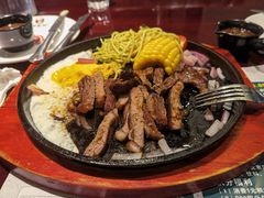 -萨贝尔意式餐厅(信利广场店)