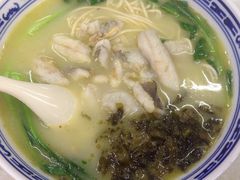 招牌黄鱼面-明呈黄鱼面馆(斜土路店)