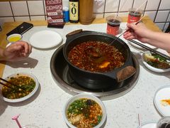 -佬缸炮江湖川菜(玉林店)